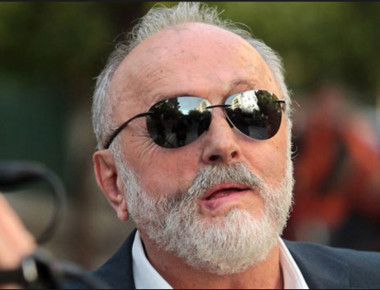 Π.Κουρουμπλής: Η κοινωνία θα κρίνει αν πρέπει να παραιτηθώ - Δείτε live τη συζήτηση στη Βουλή